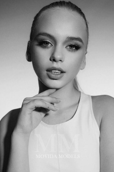 young london escorts teen girls petite elite DOSIA