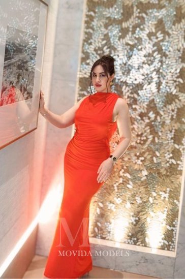 elite escorts business travel busty upmarket RAWAN